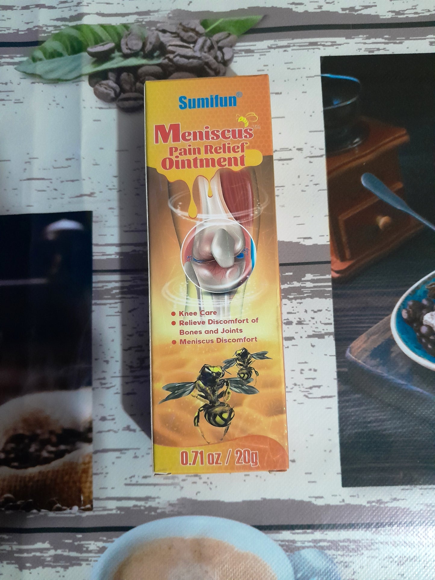 Pommade pour soulager la douleur au ménisque-venin d'abeille مرهم تخفيف آلام الغضروف المفصلي-سم النحل